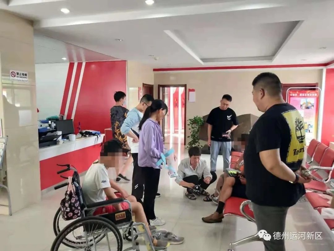 我為群眾辦實事｜德州運河新區服務管理辦公室：關愛殘疾兒童 發放輔具暖人心