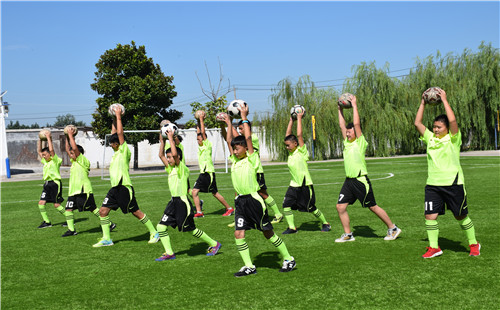 望重中學落實“五項管理”，讓學生“強”起來