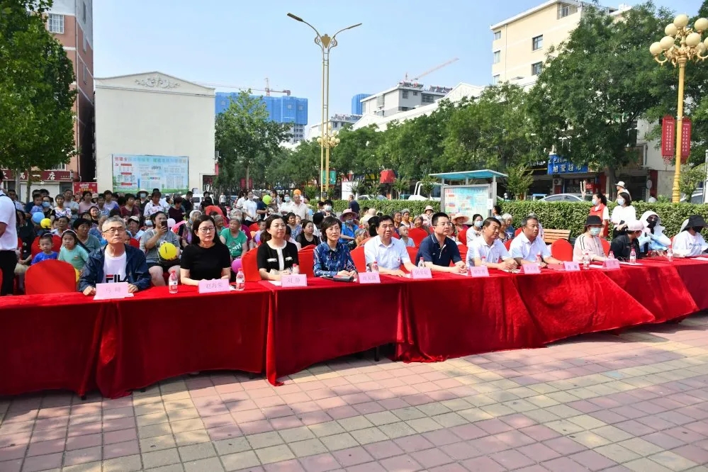 為群眾辦實事 | 德州市總工會慰問“雙報到”社區“光榮在黨50周年”老黨員