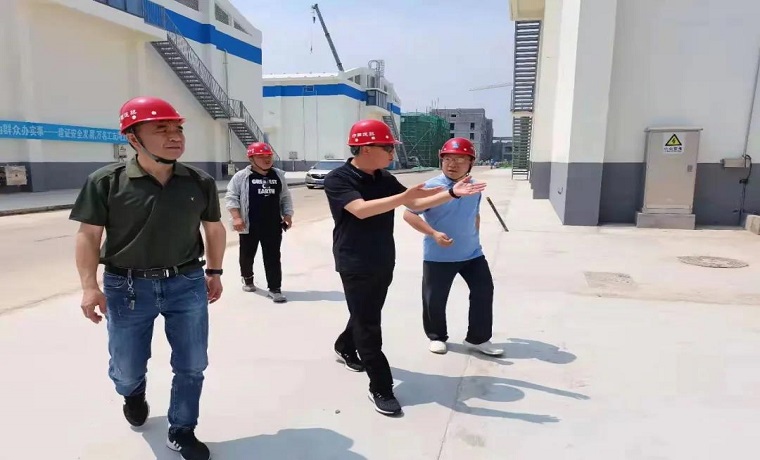 靳澤明到濟寧江北現代糧食物流園督導安全生產工作