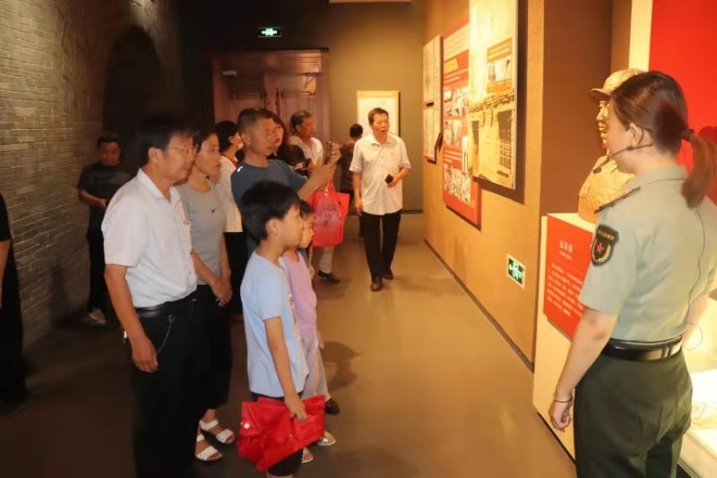 山東省散文學會夏津創作基地參觀革命紀念館慶祝建黨一百周年