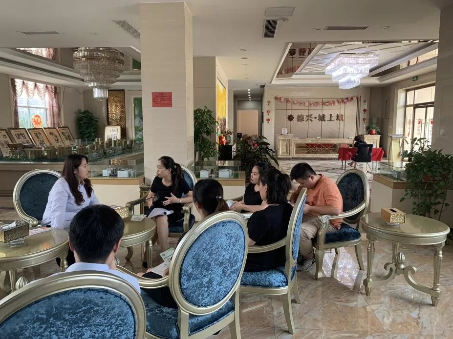 我為群眾辦實事｜德城區管理部開展“進樓盤”宣講活動