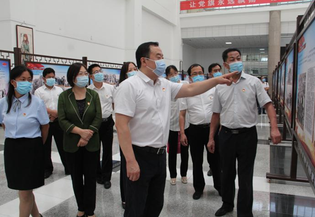 德州市中醫院組織參觀“市慶祝中國共產黨成立100周年主題展覽＂