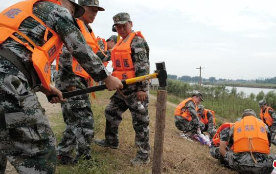 迅速搶險救援 確保生命安全