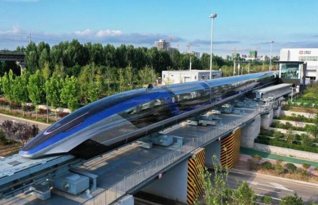 時速600公里高速磁浮交通系統在青島下線