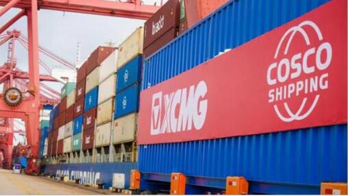 近千臺工程機械發往南美 徐工創5年內行業出口最大單