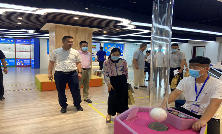 聚焦人工智能！濟寧鄒城這家青少年科教示范基地揭牌運營