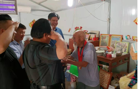 蘭陵縣南橋鎮開展“八一”走訪活動