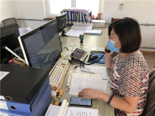 巾幗女將扛起了一面鮮亮的“婦”字號戰“疫”旗幟