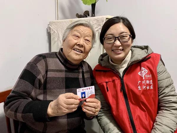 【榜樣】“兩優一先”典型事跡展播（第三期）：全省優秀共產黨員 李兆靜