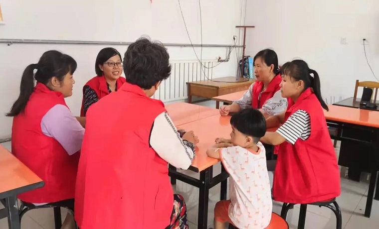 新時代文明實踐 | 濟寧鄒城市看莊鎮開展“小手拉大手，共建美麗庭院”活動