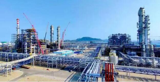 海峽兩岸最大石化產業合作項目建成投產