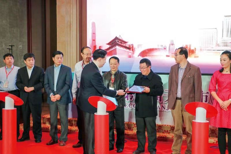 慶祝第四個中國醫師節：德州市立醫院宋強，和甲狀腺癌斗爭到底