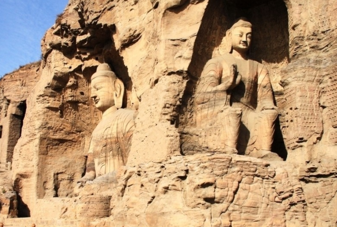 云岡石窟第19窟開放 再現釋迦牟尼父子暖心造像