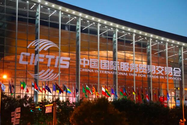 不同的盛會，釋放同樣的信號