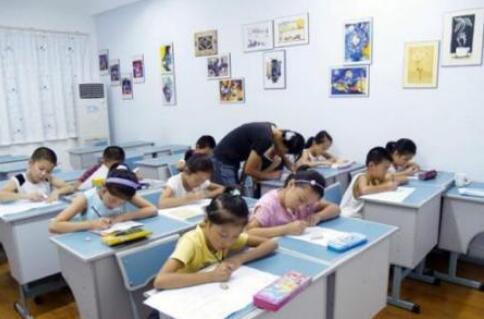 未經許可不得線上從事有償性學科類培訓！六部門部署“雙減”工作