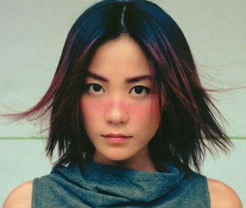 不愧是王菲，這首粵語歌出圈！網友反應亮了