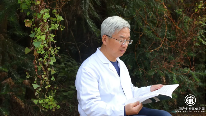 惠農網資深養殖專家張明軍：為了當好獸醫，我打了36年持久戰