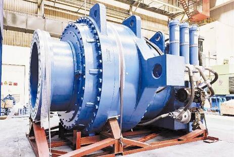 大連重工成功研制6.2兆瓦海上風電齒輪箱
