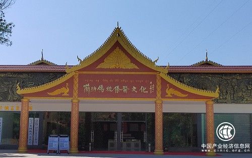 蘭納傳統傣醫文化：延續貝葉文化之精粹，用傳統傣醫造福世人