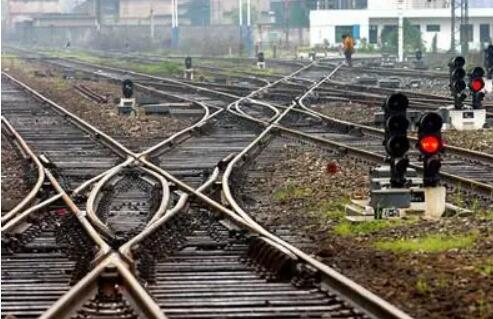 湖北首次設立千億鐵路發展基金 將產生近萬億拉動效應