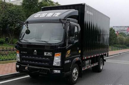 中國重汽豪沃輕卡榮獲經典城配輕卡大獎