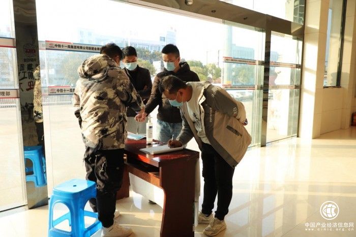 ?防疫生產“兩不誤” 金甬項目在行動