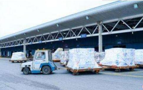 2021年上海機場貨郵吞吐量創歷史新高