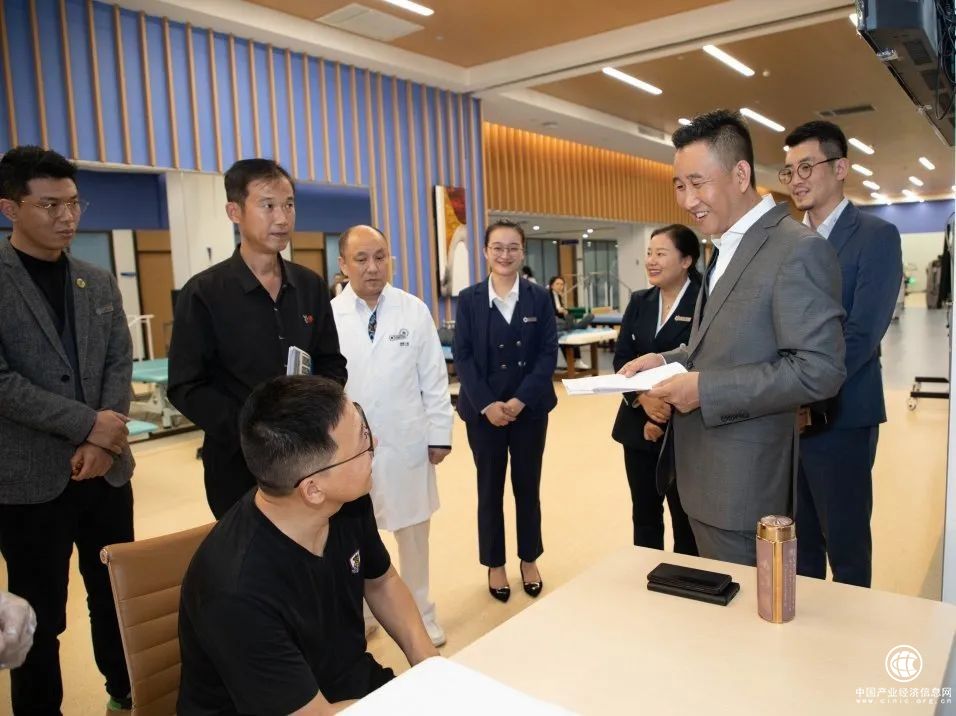  博鰲一齡總院長李瑋帶領專家團隊深入臨床一線