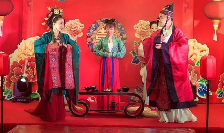 東方時尚里的文化自信