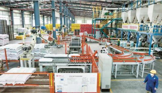 江西省著力提升“2+6+N”產業核心競爭力