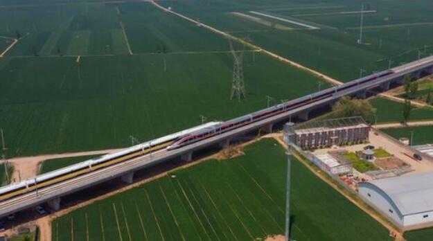 時速435公里！新型復興號高速綜合檢測列車創世界紀錄