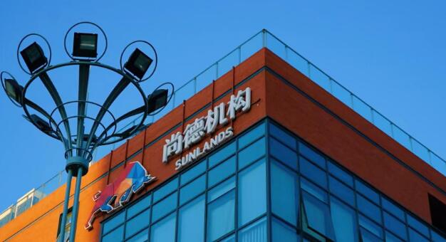 人民時評高度評價職業教育，尚德機構從教研、科技等方面為行業賦能