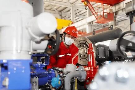 從“跟跑”到“領跑” 石化機械突破一批關鍵技術