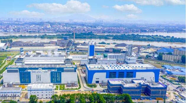 世界首個配置抽背式9F級燃氣—蒸汽聯合循環發電機組工程全面建成投產