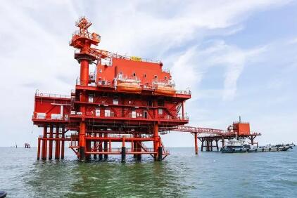 自主研究 自主設計 自主建造 自主運營 中國石油首座采修一體化平臺試運行成功
