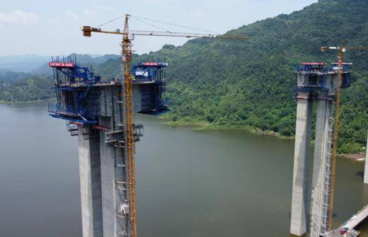 重慶17個公路水運項目完成投資153億元  超進度完成半年任務