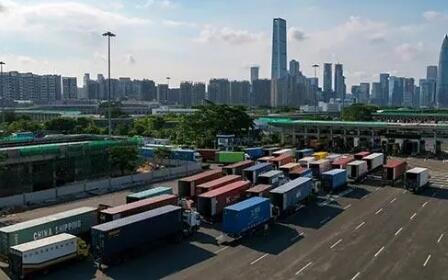 深港貿易25年增長約10倍