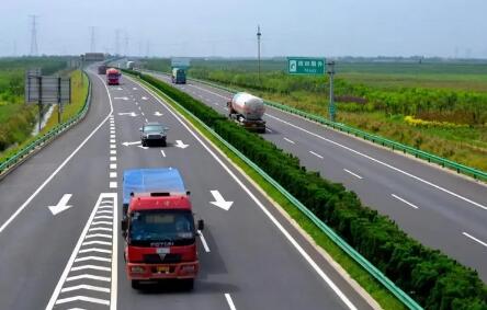 我國高速公路網絡已連接全國約95%人口