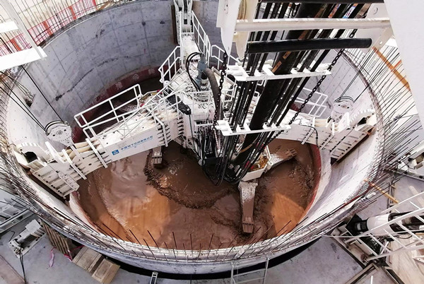 中信重工國內首臺直徑14米豎井掘進機首戰告捷