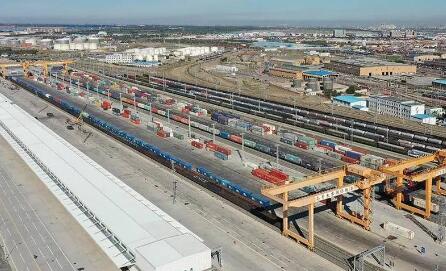 烏魯木齊國際陸港區向西樞紐地位逐步凸顯