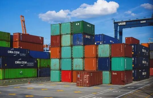 交通運輸部：開展港口裝卸內貿集裝箱超重治理工作