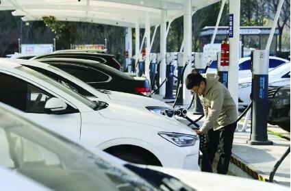 8月新能源汽車產銷和汽車出口同比均創歷史新高