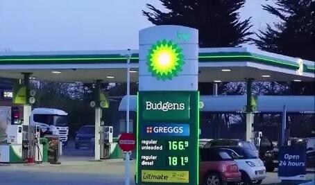 英國為企業設定能源價格上限