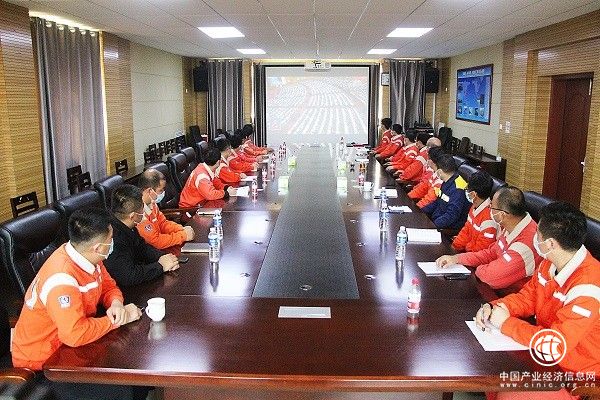堅定不移跟黨走 踔厲奮發啟新程 山東嵐橋集團認真學習貫徹黨的二十大會議精神