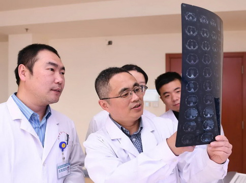 10歲男童遭遇嚴重車禍！歷經10次手術 山東省濟寧市第一人民醫院成功救治