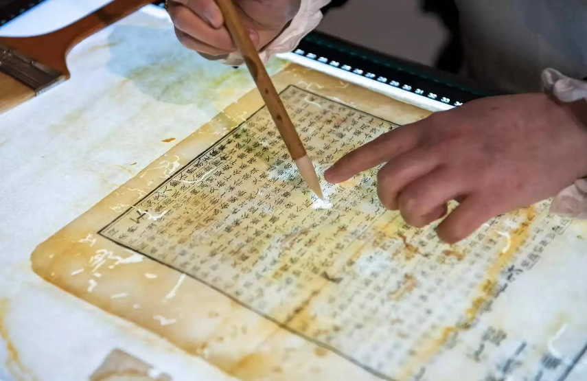 古籍修復：以虔敬之心守護文明瑰寶