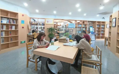 全民閱讀高質量發展 公共圖書館實際持證讀者超1.03億人