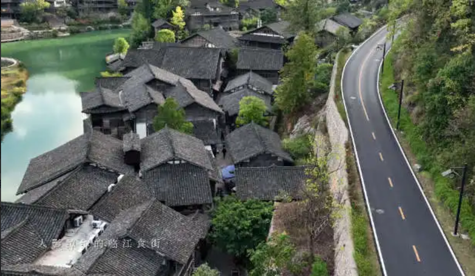 “反向旅游”興起，詩與遠方有了新選擇