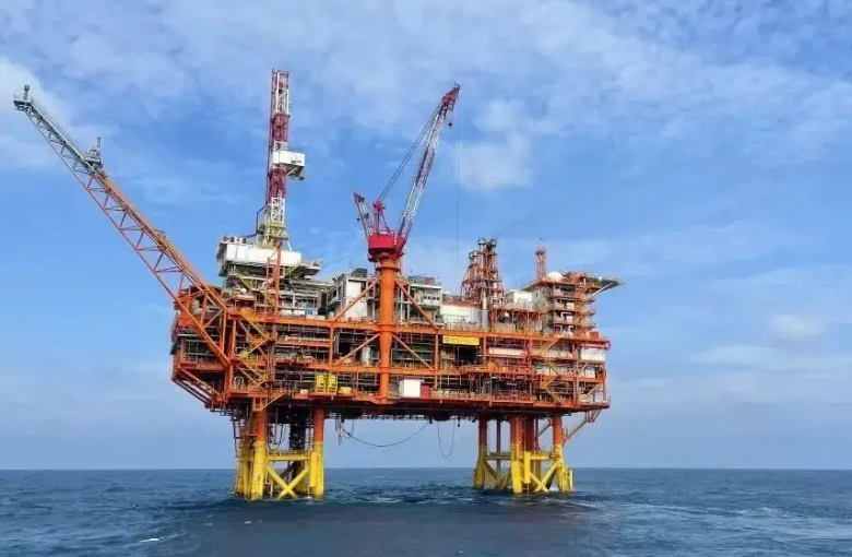我國建成亞洲最大海上石油生產平臺